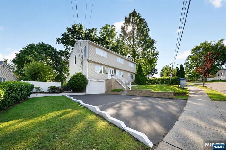 Property Photo:  181 Livingston Street  NJ 07013 