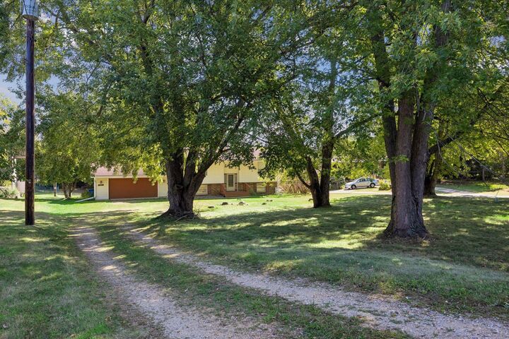 Property Photo: 6521 Kurtz Lane MN 55346