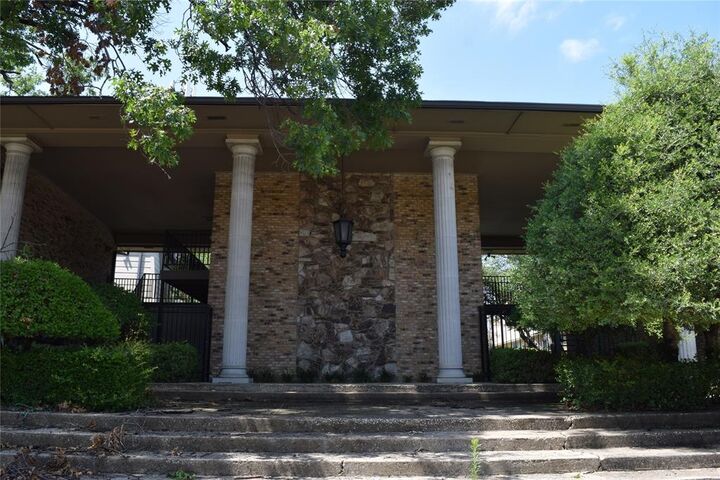 Property Photo: 7931 Royal Lane 216 TX 75230