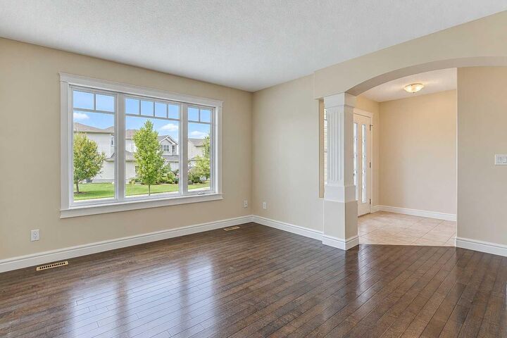 Property Photo:  10231 85A Street  AB T8X 0K1 