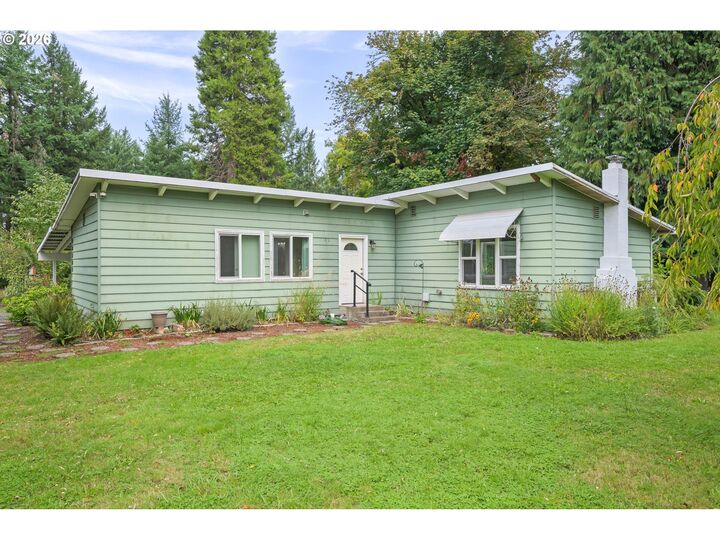 Property Photo:  38761 Flowerdale Dr  OR 97478 