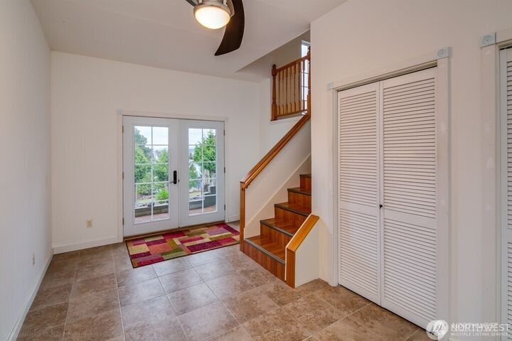 Property Photo:  8061  Chinook Way  WA 98230 