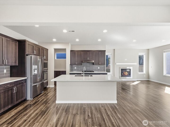 Property Photo: 13134 166th Avenue SE WA 98290