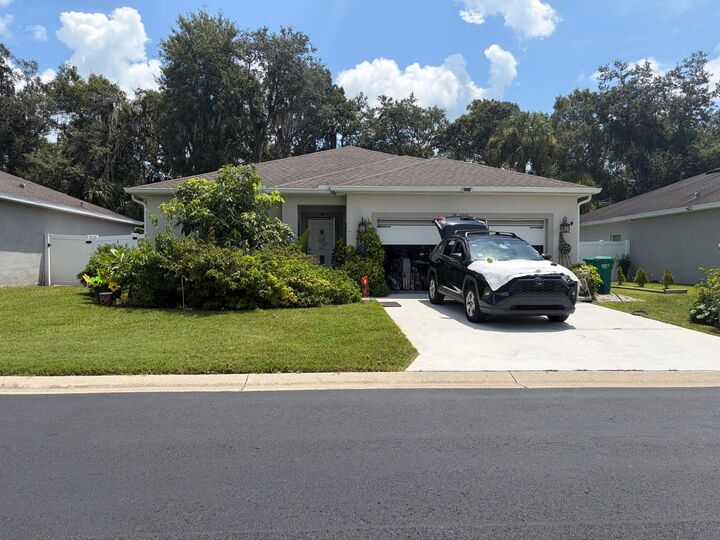Property Photo: 5250 Oakland Lake Circle FL 34951