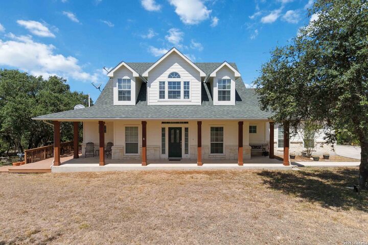 Property Photo:  410 County Road 2748  TX 78056 