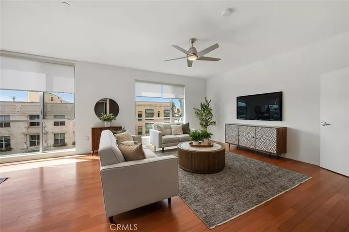 Property Photo: 285 W 6th St 326 CA 90731