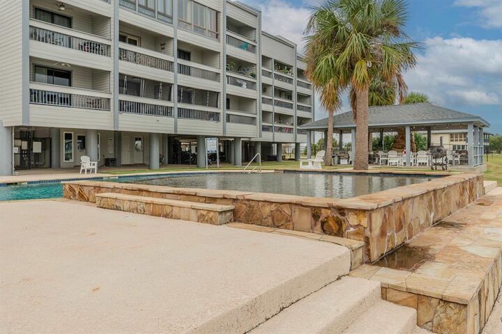 Property Photo: 580 Pleasure Island Blvd Unit 115 TX 77640