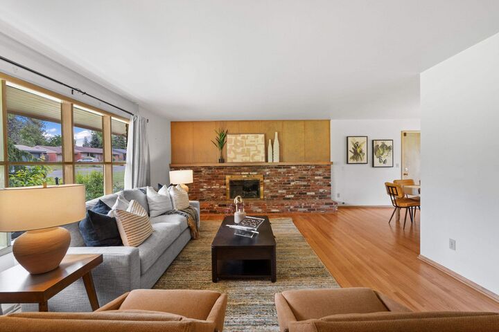 Property Photo:  4218 S Helena St  WA 99203 