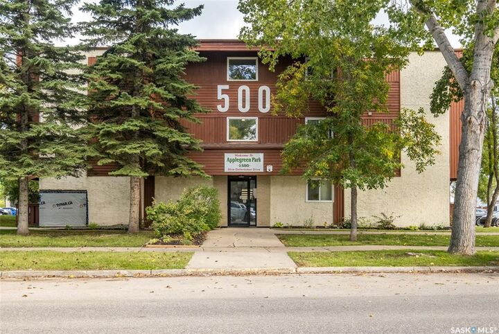 Property Photo:  1580 Olive Diefenbaker Drive 513  SK S6V 7M6 