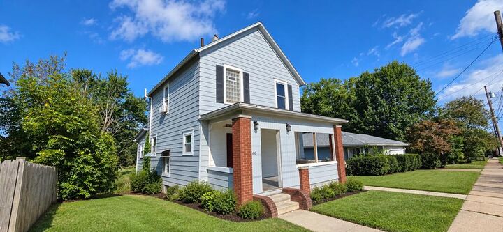 Property Photo:  60 25th St  OH 44203 