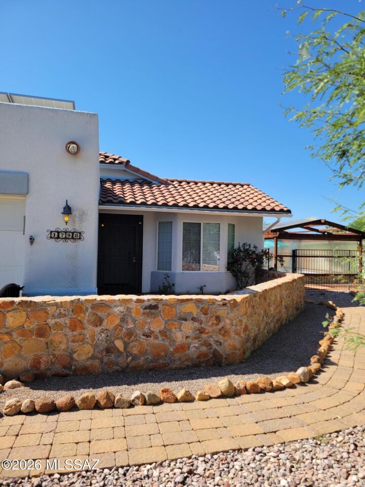 Property Photo: 1798 Go Court AZ 85648