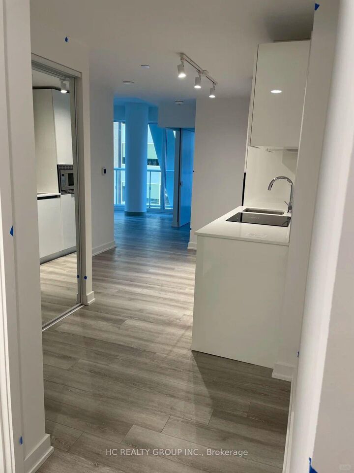 Property Photo:  230 Simcoe Street 2612  ON M5T 0G7 