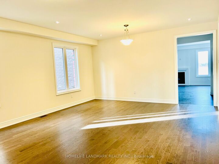Property Photo:  40 Faimira Avenue  ON L4P 0C2 