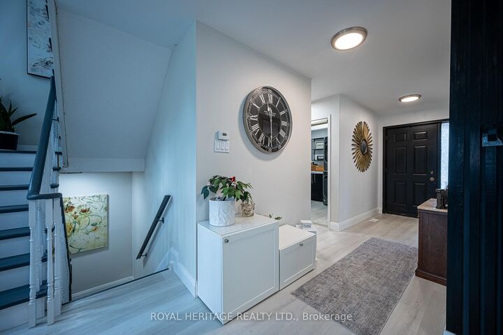 Property Photo:  84 Green Briar Road 26  ON L9R 1R4 