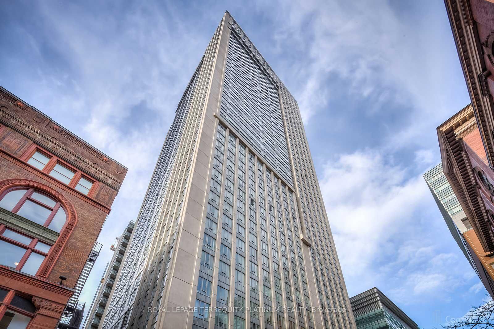 Property Photo:  210 Victoria Street 3607  ON M5B 2R3 