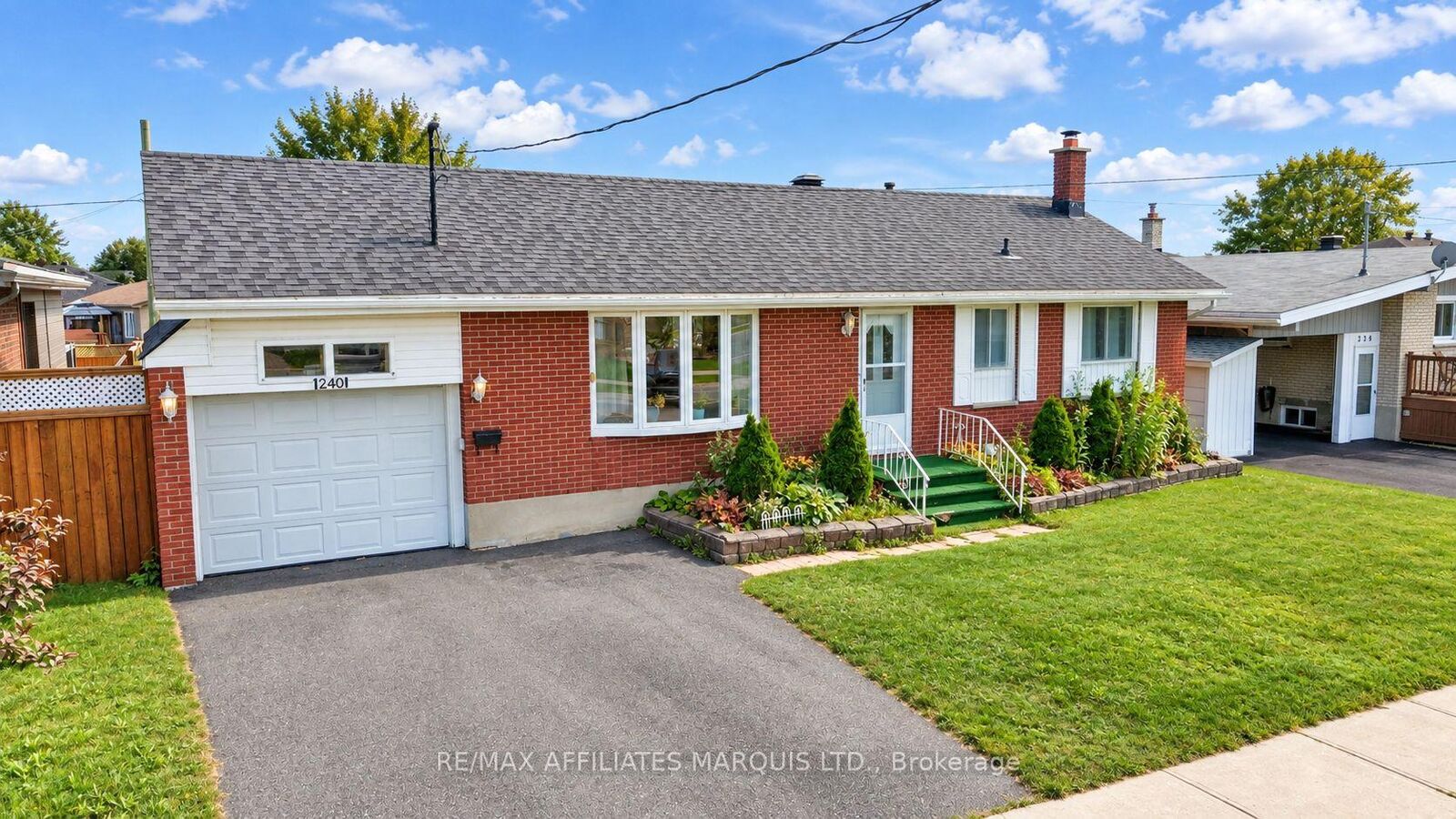 Property Photo:  240 Lemay Street  ON K6H 3C4 