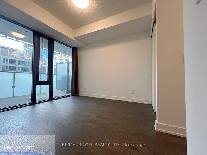 Property Photo:  25 Richmond Street E 1008  ON M5C 0A6 