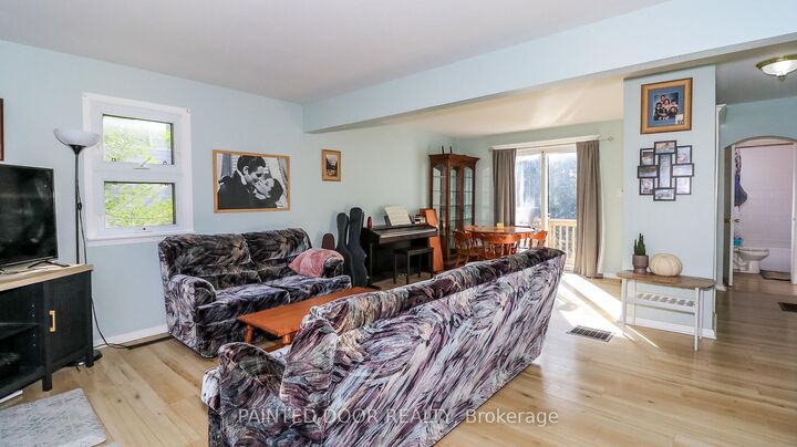 Property Photo:  331 Linwood Avenue  ON L3V 2W8 