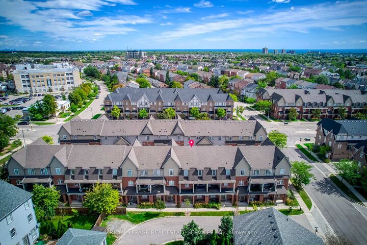 Property Photo:  2360 Parkhaven Boulevard 17  ON L6H 7S6 