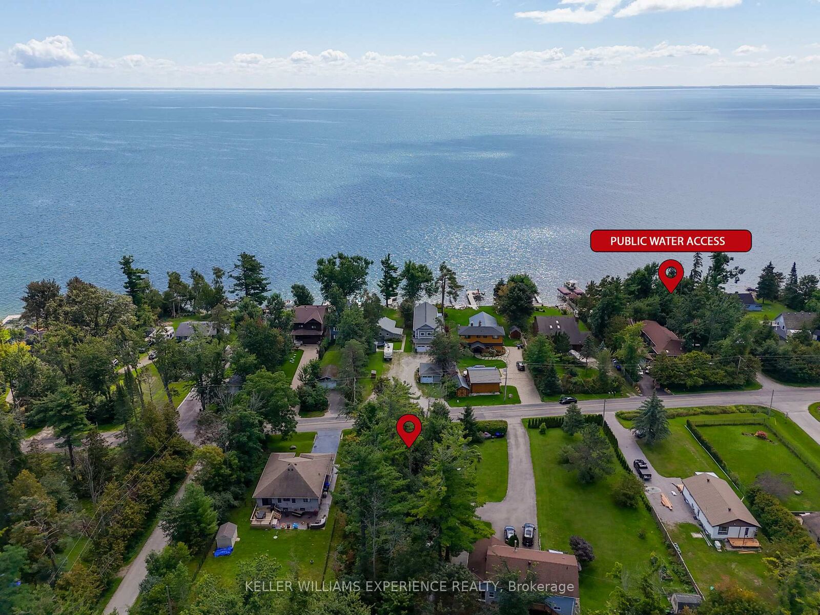 Property Photo:  108 Lakeshore Road E  ON L0L 2E0 