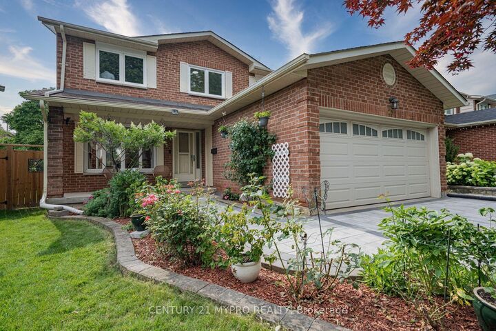 Property Photo:  35 Wheeling Drive  ON M1C 3X2 