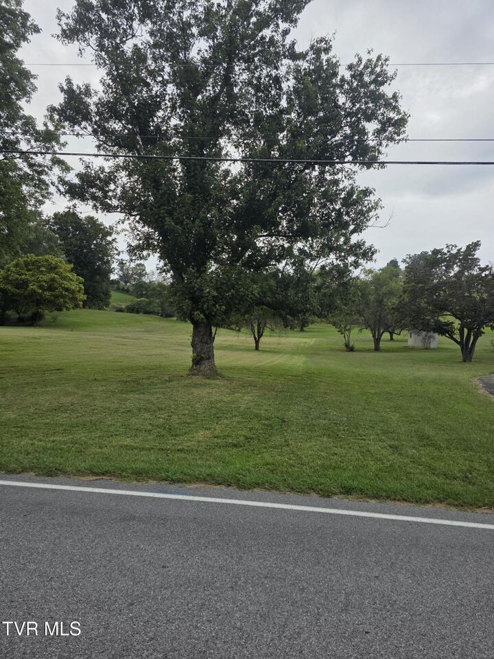 Property Photo: 539 West Valley Drive TN 37664