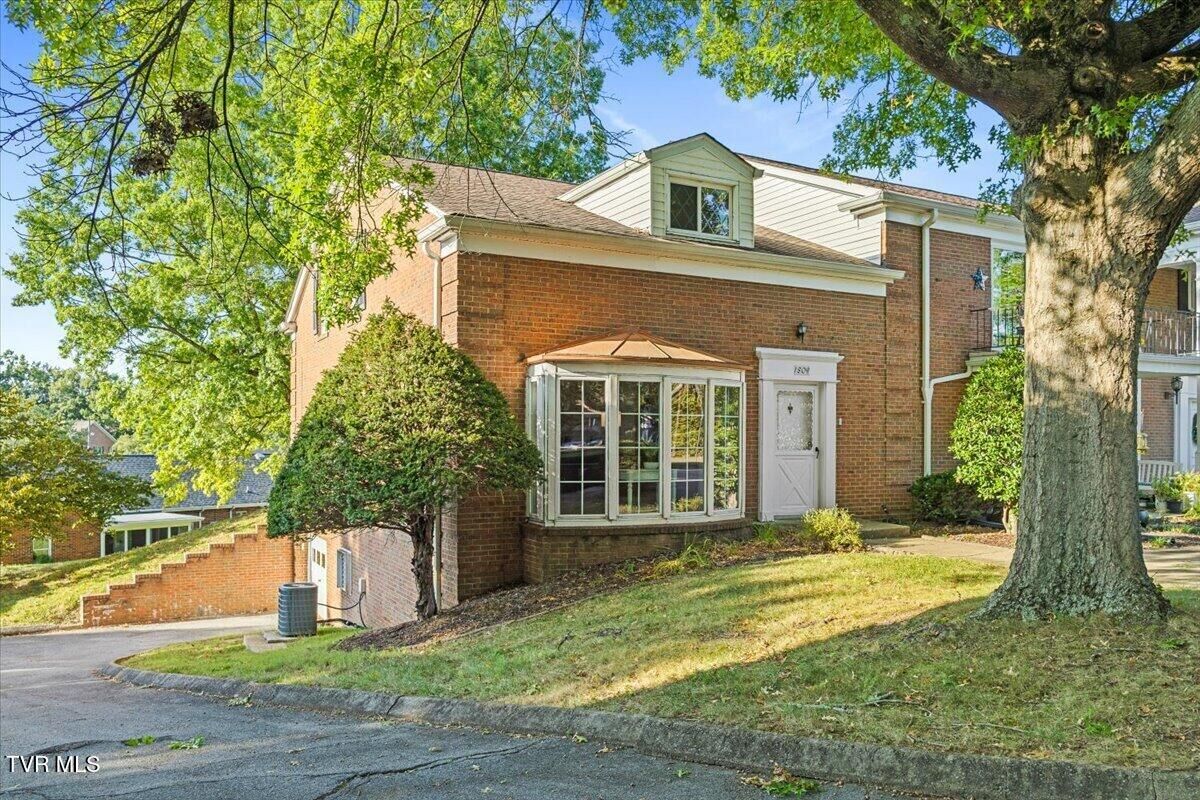 Property Photo: 1809 Manor Court 0 TN 37660