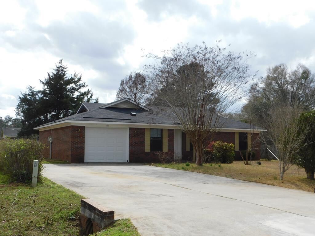 Property Photo: 175 Cherokee Avenue GA 31763