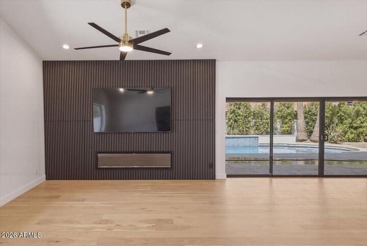 Property Photo: 6050 E Hollyhock Street AZ 85018