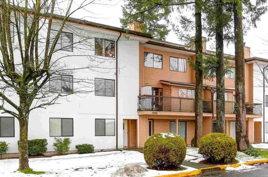 Property Photo:  13316 71B Avenue 202  BC V3W 7Z4 