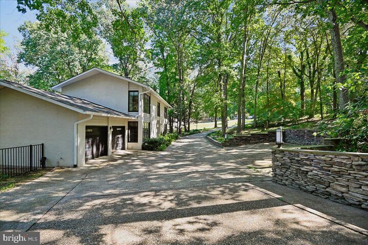 Property Photo:  322 Eagle Hill Road  MD 21122 
