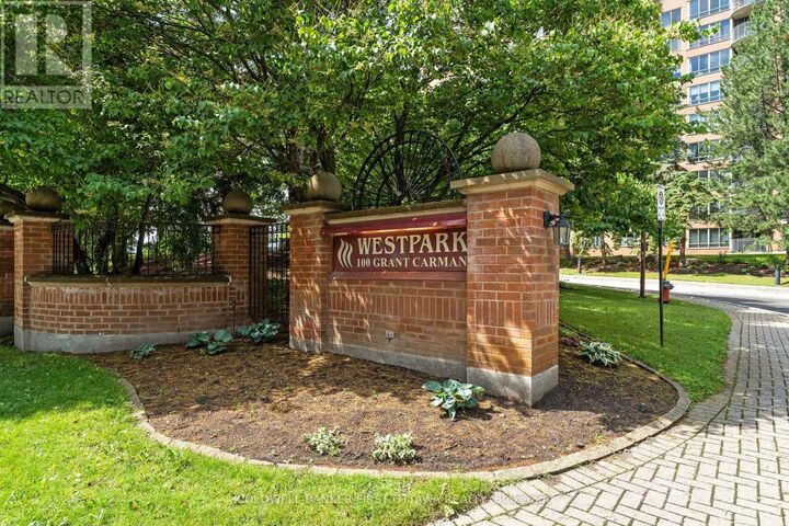 Property Photo: 100 Grant Carman Drive 506 ON K2E 8B8
