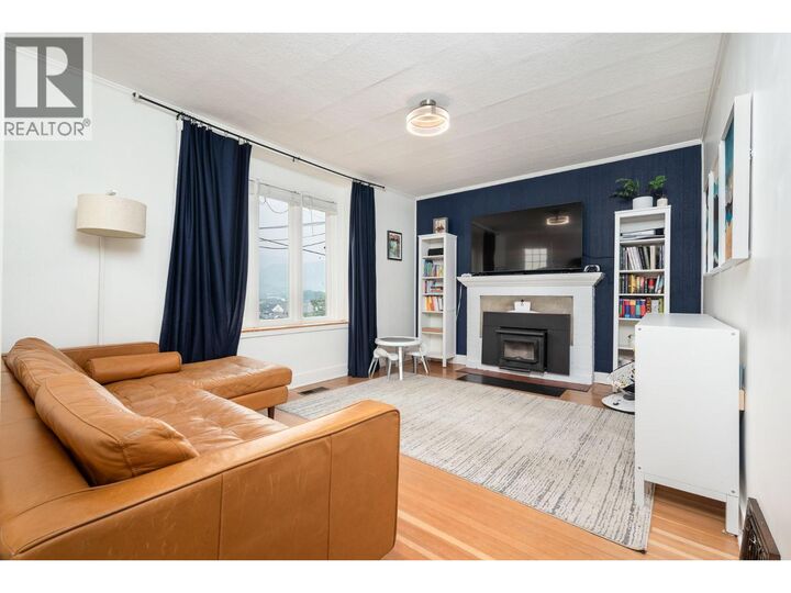 Property Photo:  2605 27 Street  BC V1T 4W1 