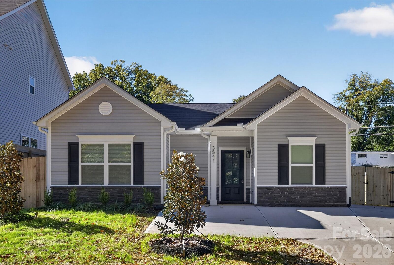 Property Photo:  3541 Avalon Avenue  NC 28208 
