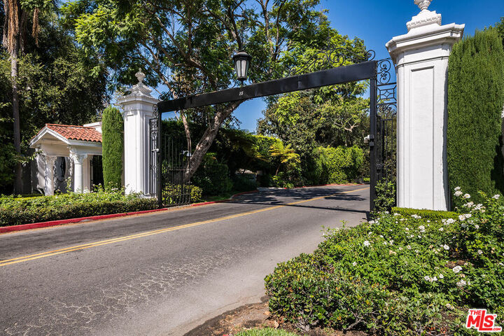 Property Photo:  101 Bel Air Rd  CA 90077 