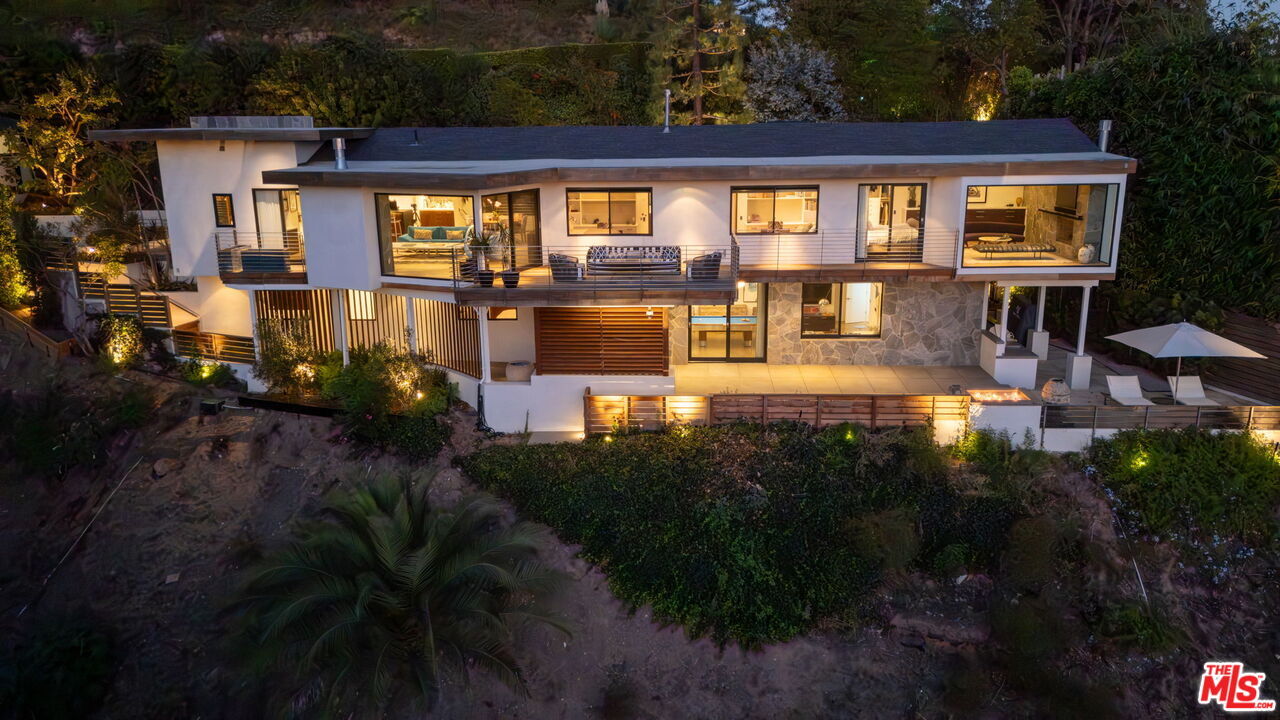 Property Photo: 1570 Casale Rd CA 90272