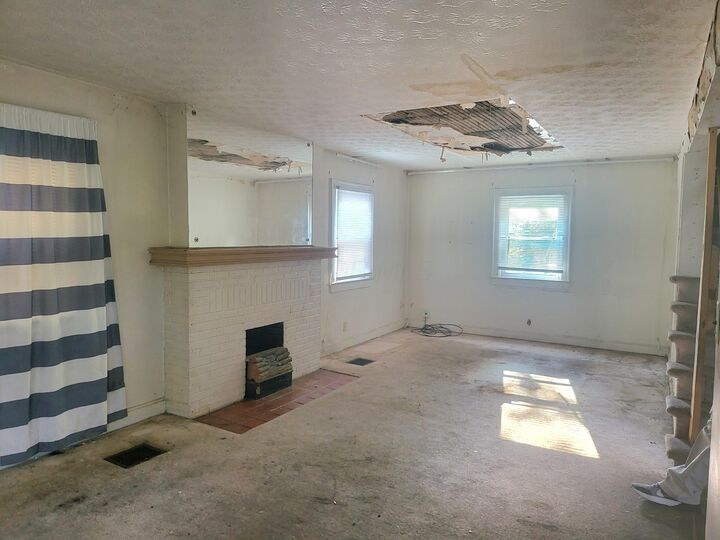 Property Photo:  1081 Kelton Avenue  OH 43206 