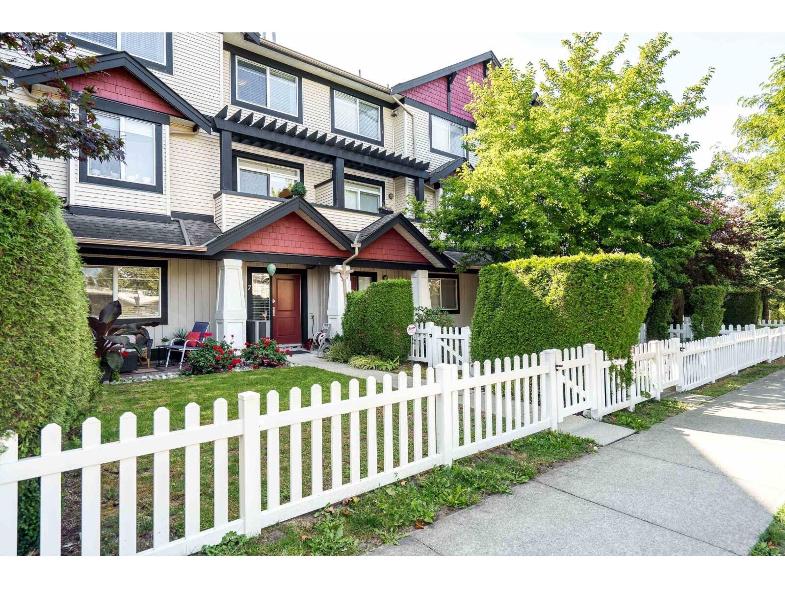 Property Photo: 7168 179 Street 7 BC V3S 8C5