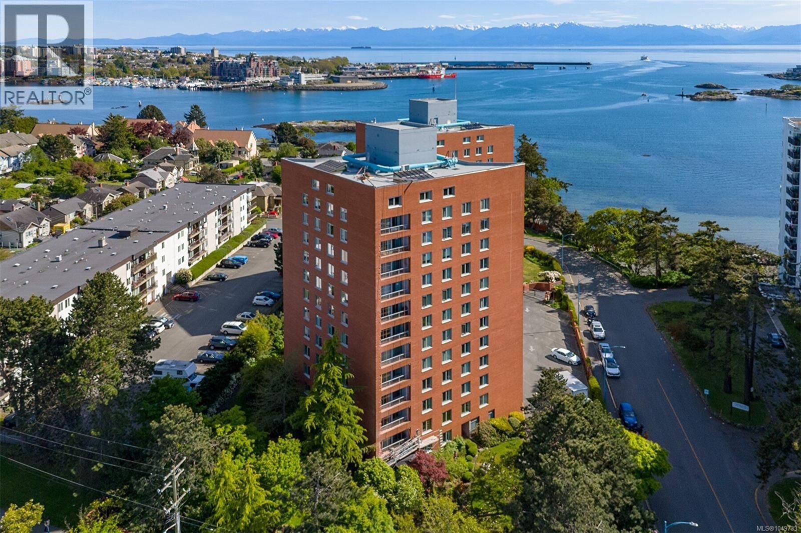 Property Photo: 327 Maitland Street 201 BC V9A 7G7