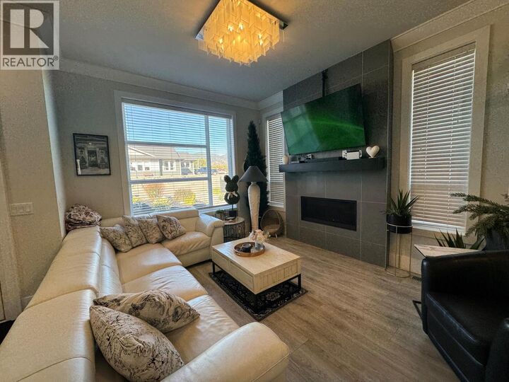 Photo de la propriété:  1610 Chestnut Avenue  BC V1K 0A9 