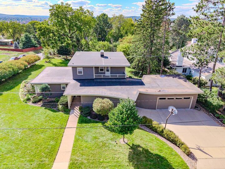 Property Photo: 910 N 13th Street WI 54403
