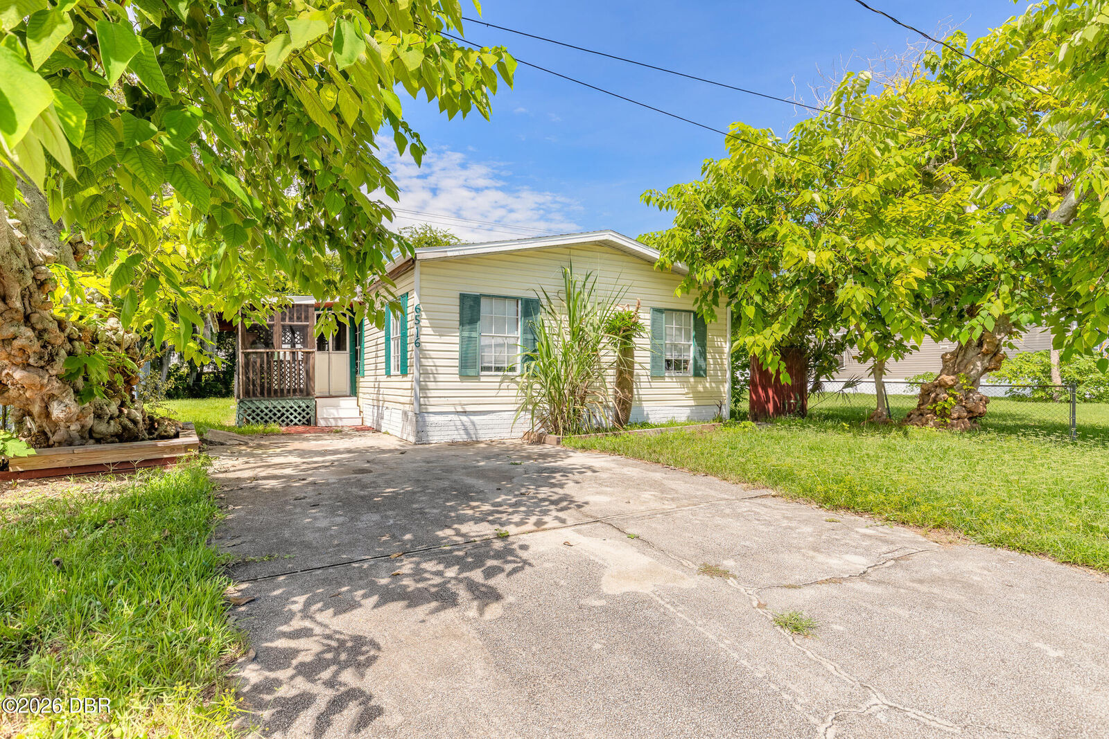 Property Photo: 6516 Pathelen Drive FL 32127