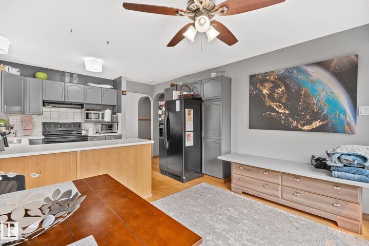 Property Photo:  7503 190 Street NW  AB T5T 5H6 
