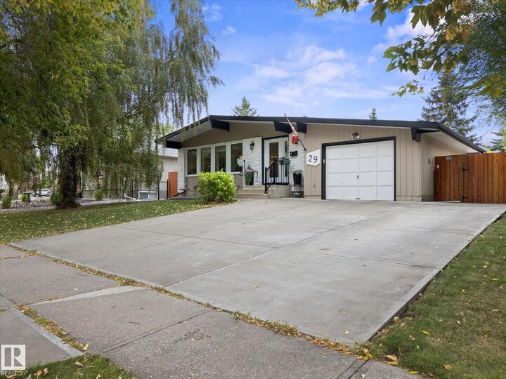 Property Photo:  29 Alcott Crescent  AB T8N 2H8 