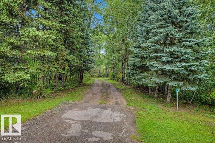 Property Photo:  53223 Rge Road 34 12  AB T0E 0N0 