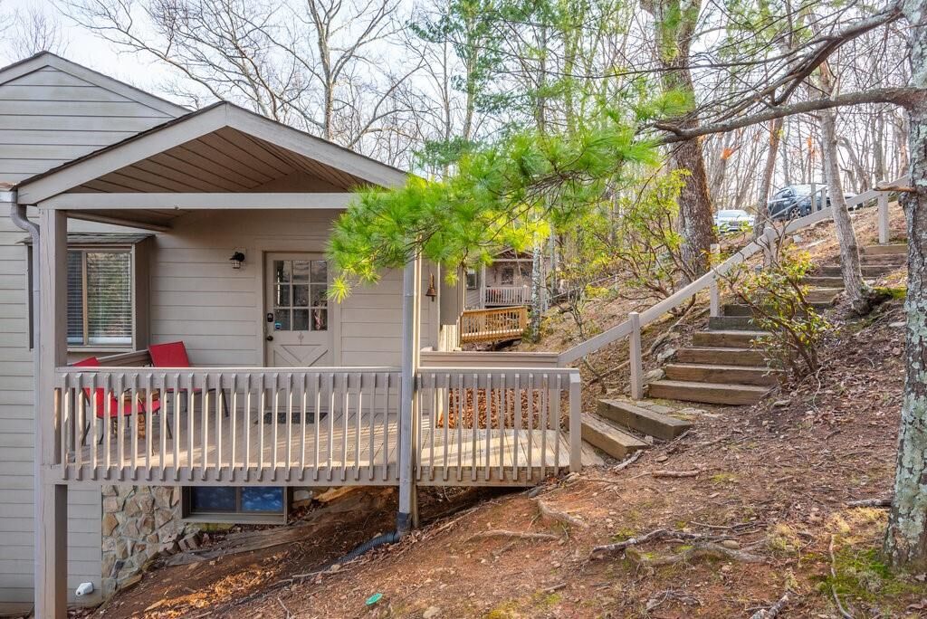 Property Photo: 200 Villa Road 122 GA 30143