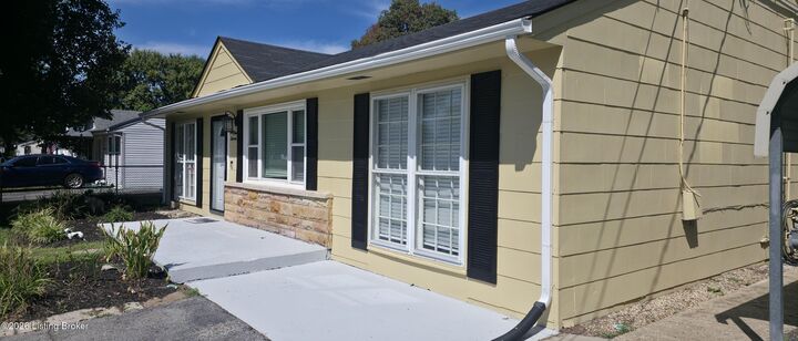 Property Photo:  6913 Watson Ln  KY 40272 