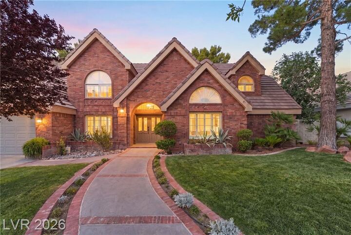 Property Photo: 2252 Buckingham Court NV 89074