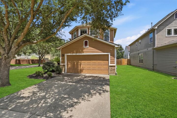 Property Photo:  2903 Edgewick Elm Street  TX 77545 