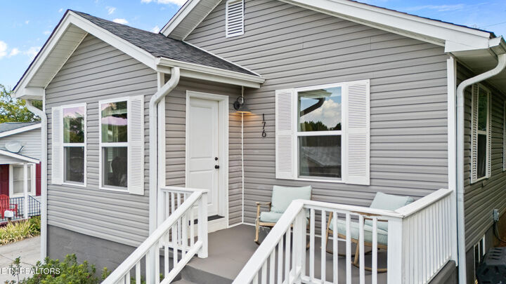 Property Photo:  176 E Edison St  TN 37701 